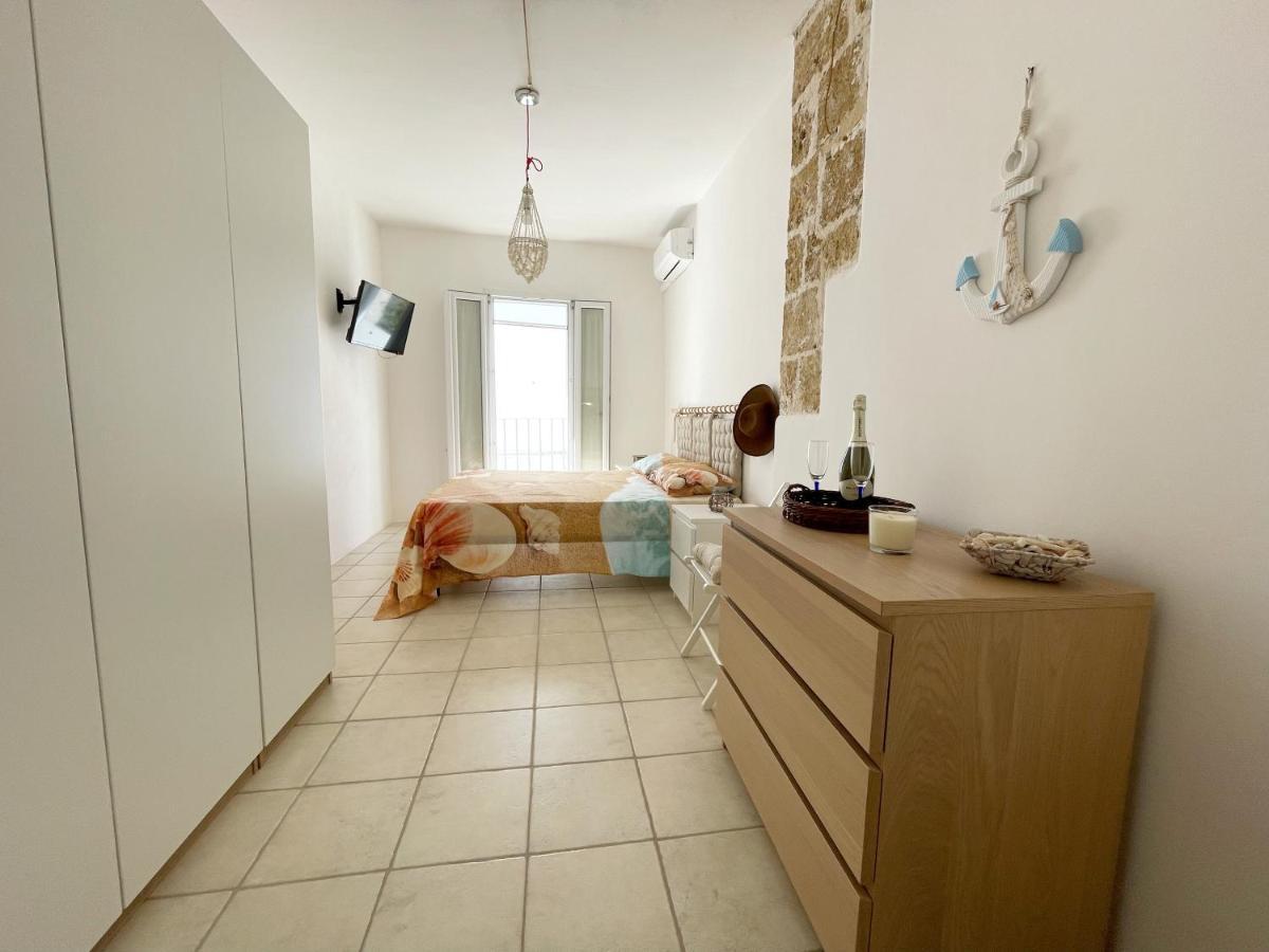 Mediterraneo House- Casa Nel Centro Storico Matino Buitenkant foto