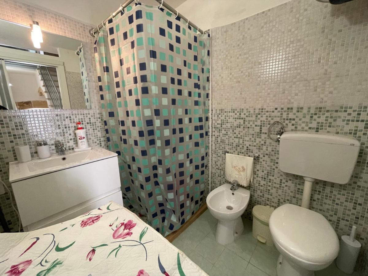 Mediterraneo House- Casa Nel Centro Storico Matino Buitenkant foto