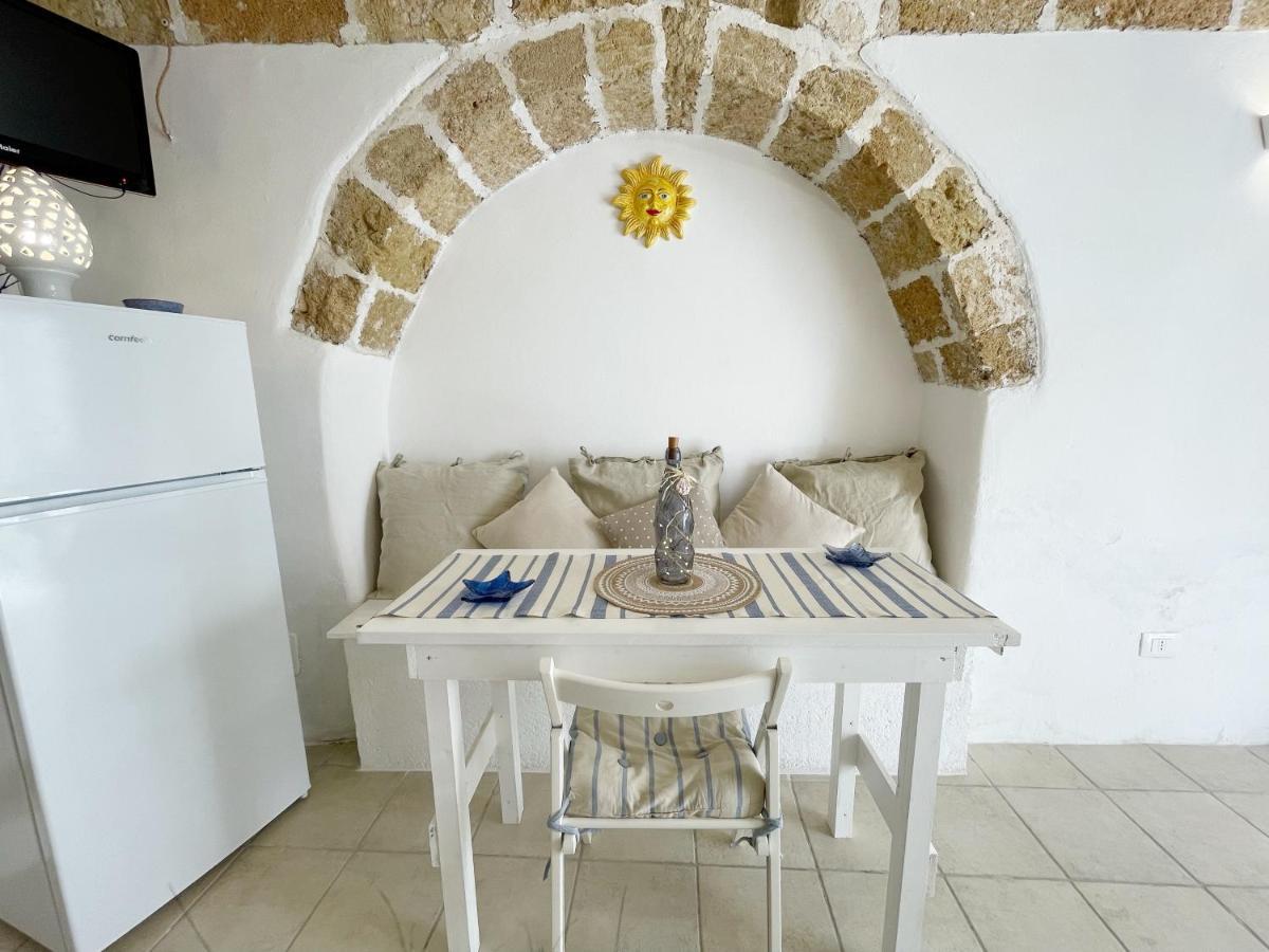 Mediterraneo House- Casa Nel Centro Storico Matino Buitenkant foto